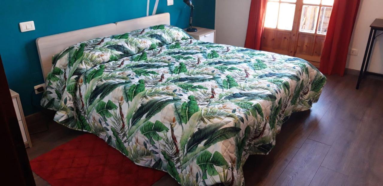 Borzano B&B Des Artistes מראה חיצוני תמונה