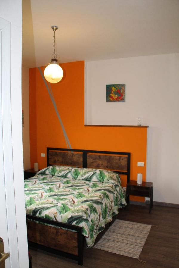 Borzano B&B Des Artistes מראה חיצוני תמונה